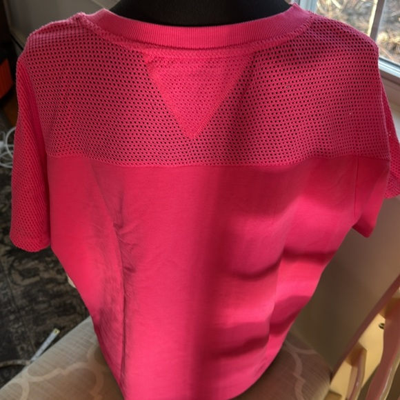 Tommy Hilfiger short sleeved tee - Soze Large NWT - Picture 5 of 12